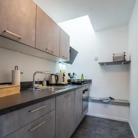 J & K Apartment
