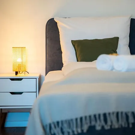 Apartment J & K *
